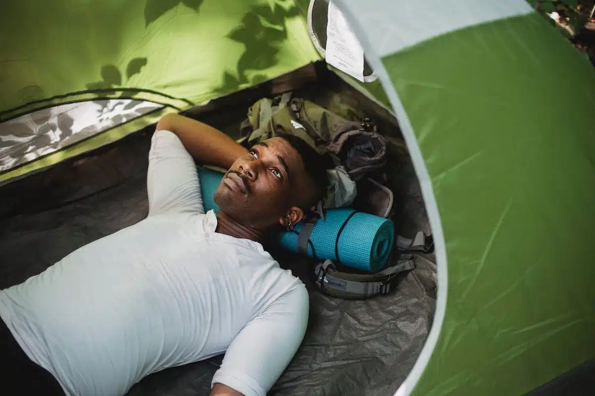 Les avantages et inconvénients d’un séjour en camping : ce que vous devez savoir