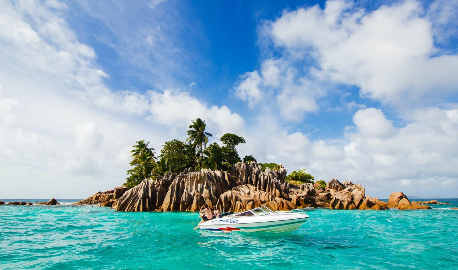 Découvrez les Seychelles en bateau